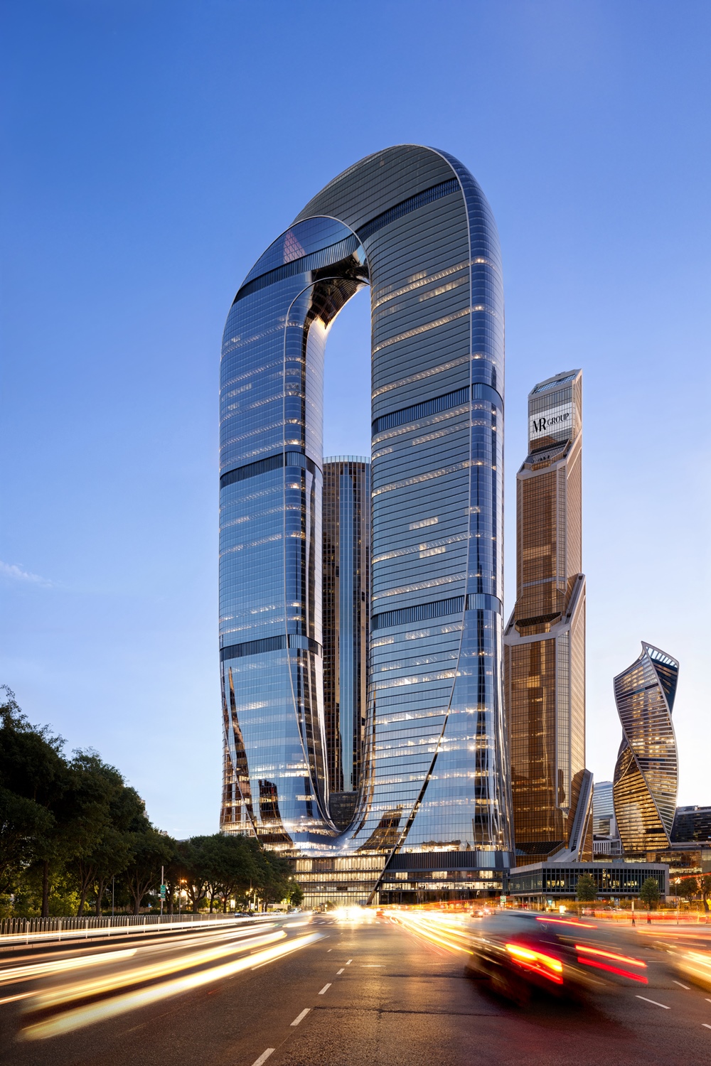 Средняя цена «квадрата» в «Москва-Сити» впервые с 2022 года превысила 1 млн руб.